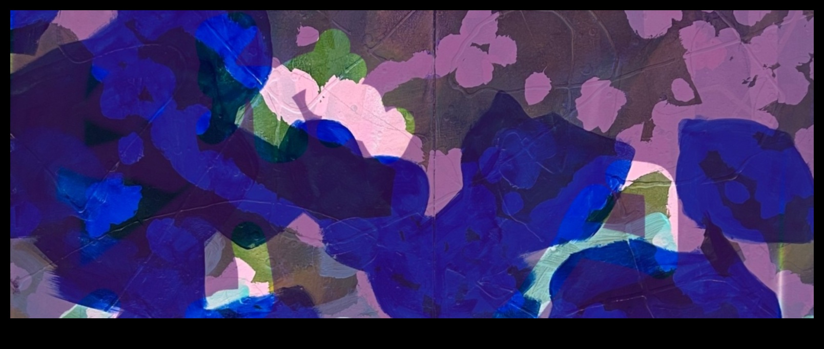 Abstract Allure: modă inspirată de artă pentru cei îndrăzneți