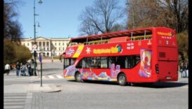 Urcați-vă într-un autobuz și descoperiți pietrele ascunse ale orașului 4 Călătorii cu autobuzul: explorarea colțurilor orașului în cursele comunale